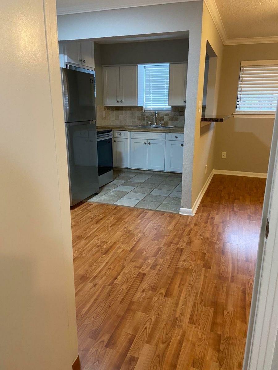 405 Hawthorne Street 21