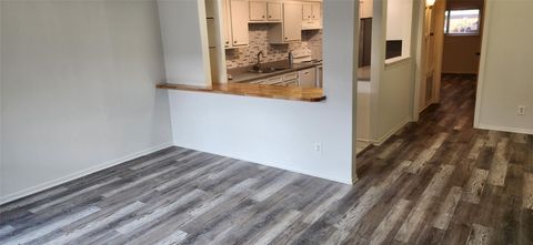 Photo of 11550 Chimney Rock Road #123, Houston, TX 77035 (MLS # 66150804)