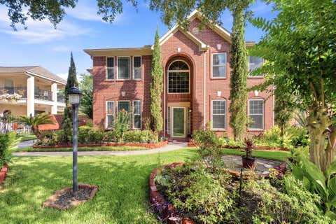 Photo of 2718 Honeysuckle Walk, Spring, TX 77388 (MLS # 35553638)