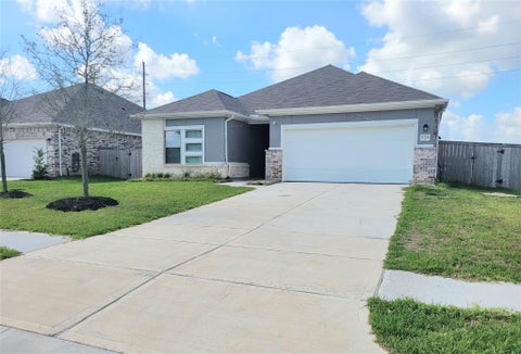 Photo of 6714 Arabella Lakes Drive, Richmond, TX 77469 (MLS # 48740570)