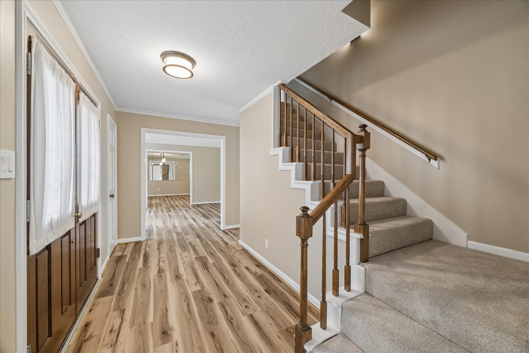 3319 Redwood Lodge Drive