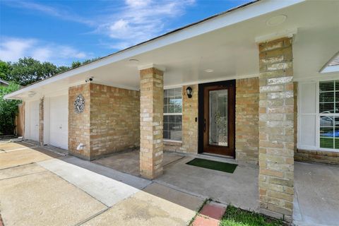 Photo of 11803 Rhinebeck Drive, Houston, TX 77089 (MLS # 18622287)