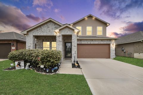 Photo of 919 Modesto Drive, Rosharon, TX 77583 (MLS # 84567585)