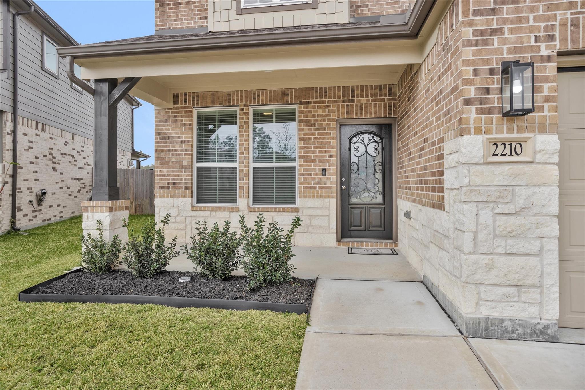 2210 Reed Cave Lane
