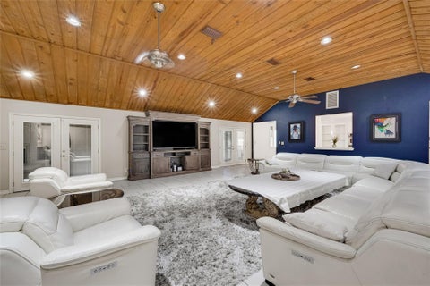 Photo of 3123 Woodland Court, La Porte, TX 77571 (MLS # 44706099)