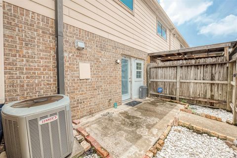 Tiny photo for 6111 Beverly Hill Street #29, Houston, TX 77057 (MLS # 32017636)