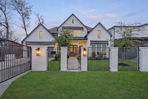 Photo of 6626 Saxet Street, Houston, TX 77055 (MLS # 74812292)