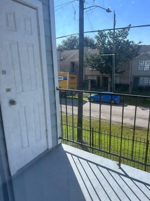 Photo of 14550 Fonmeadow Drive #800, Houston, TX 77035 (MLS # 95658370)
