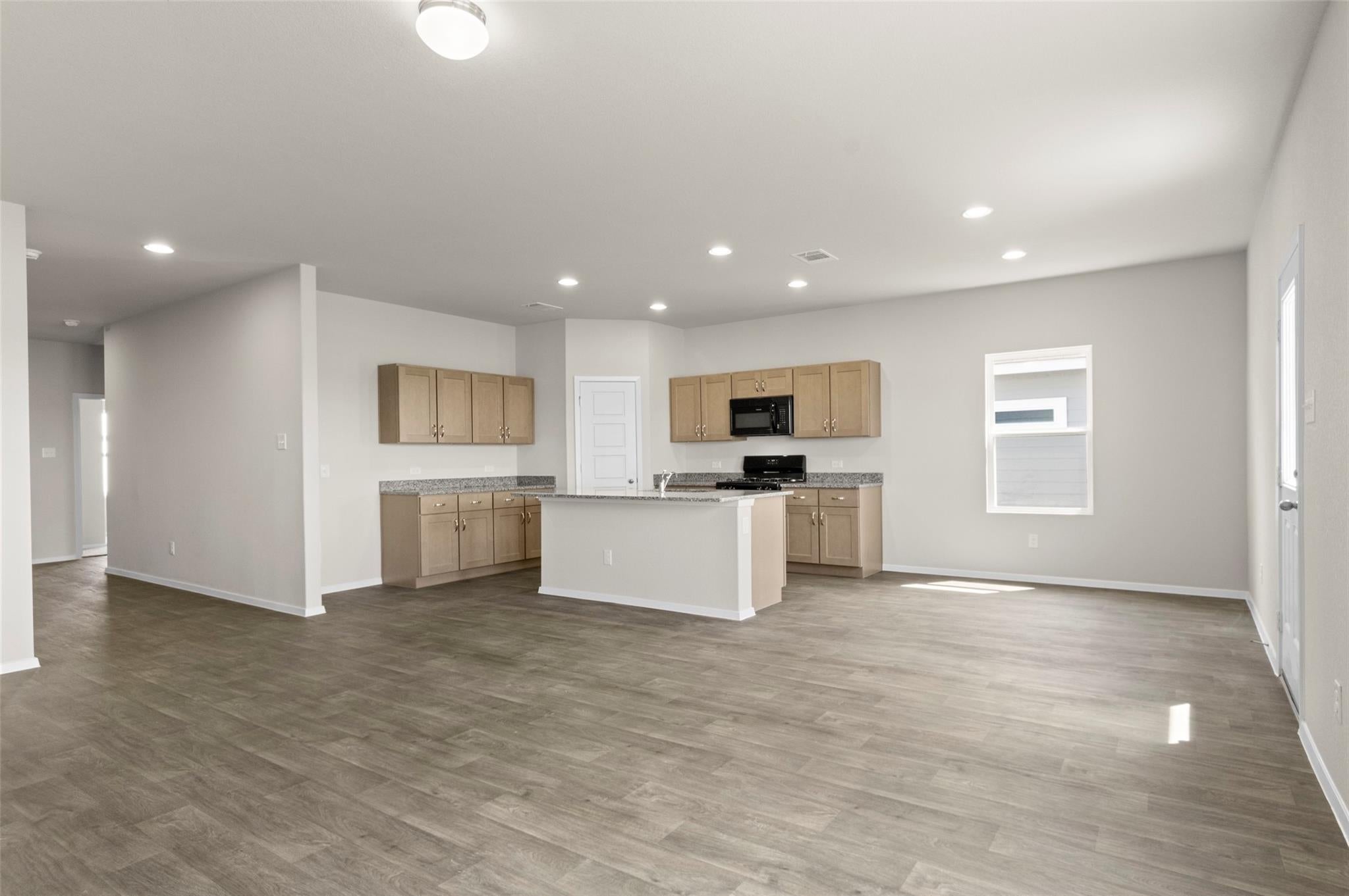 4529 Blue Mountain Laurel Street