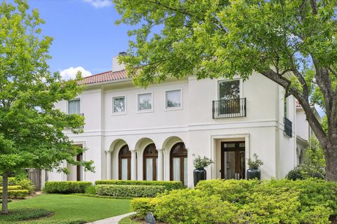 Photo of 2102 Mcclendon Street, Houston, TX 77030 (MLS # 91978966)