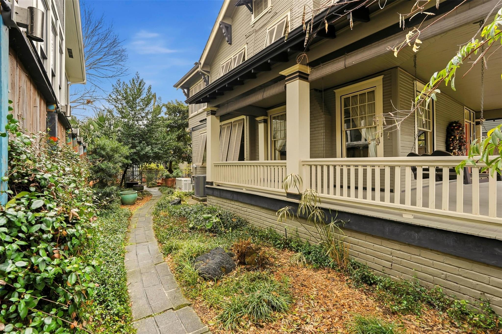 110 Stratford Street