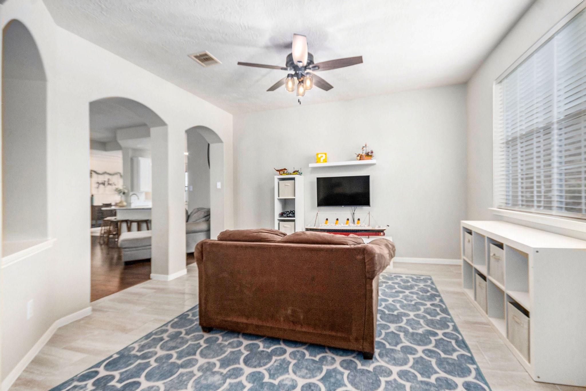 Baytown, Texas 77521, United States, 3 Bedrooms Bedrooms, ,2 BathroomsBathrooms,Residential,Active,166686