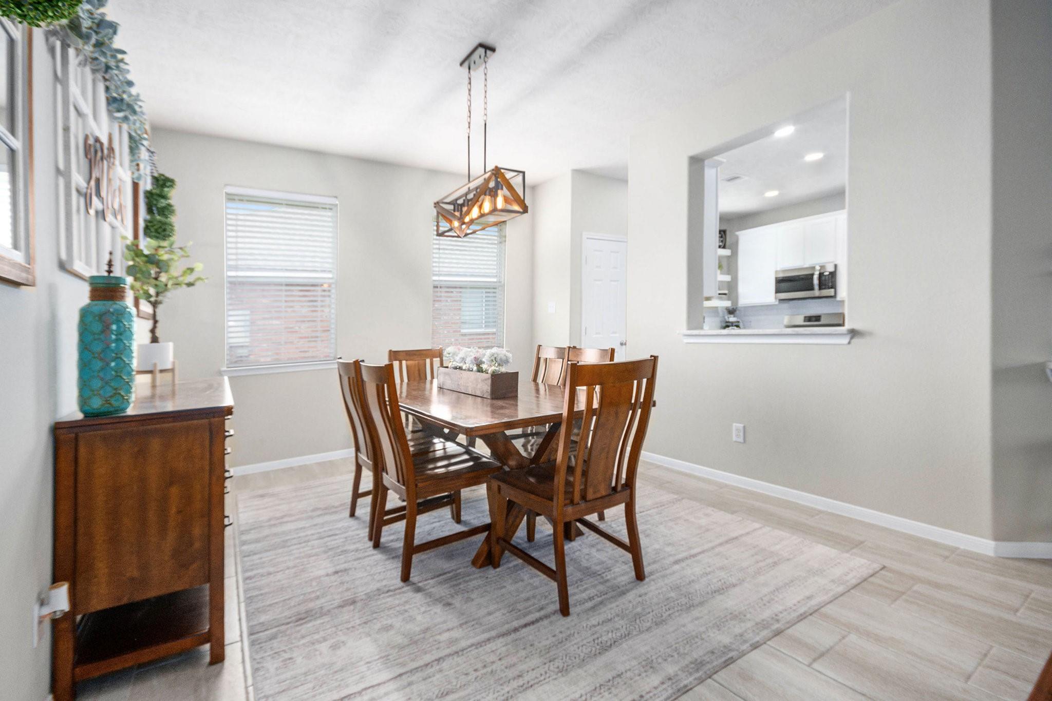 Baytown, Texas 77521, United States, 3 Bedrooms Bedrooms, ,2 BathroomsBathrooms,Residential,Active,166686