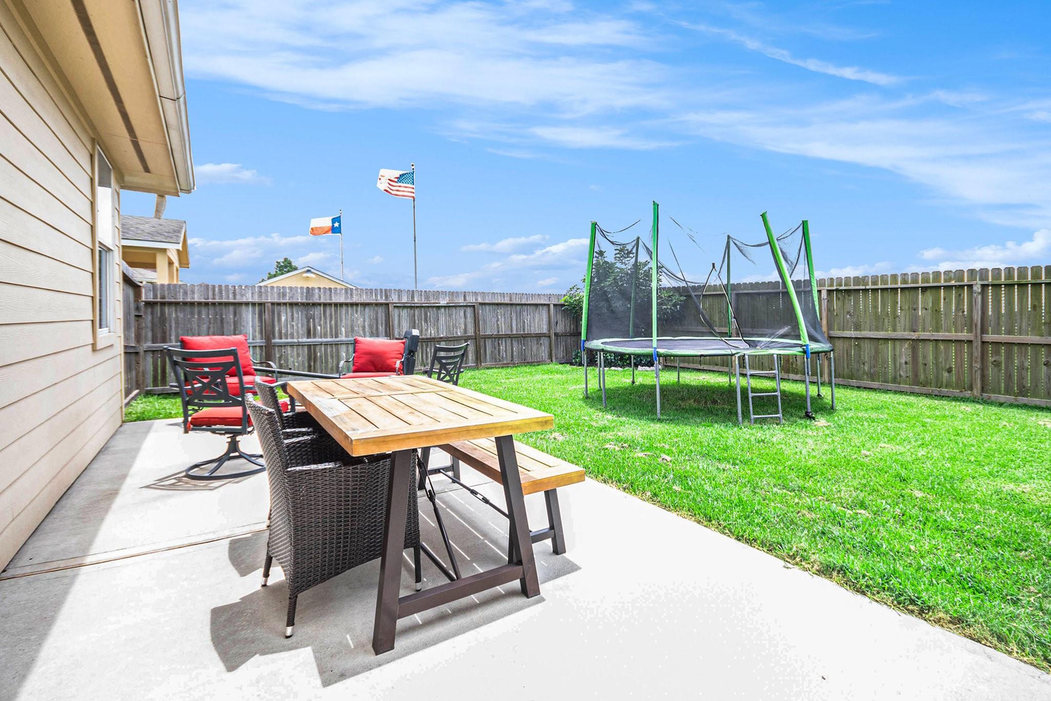 Baytown, Texas 77521, United States, 3 Bedrooms Bedrooms, ,2 BathroomsBathrooms,Residential,Active,166686