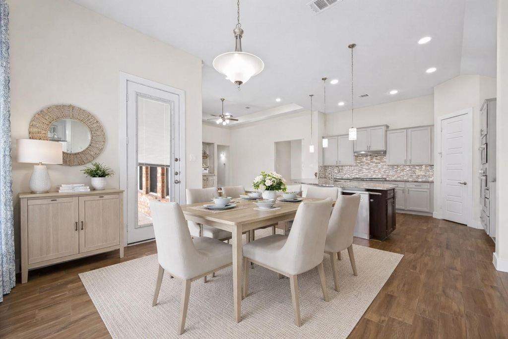 15410 Trumball Manor Drive