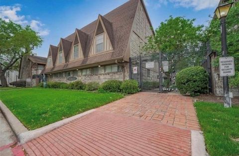 2574 Marilee Lane 18 Houston TX 77057