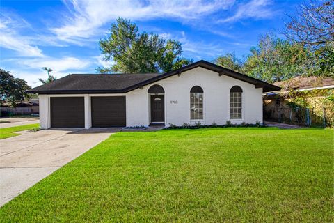 Photo of 9703 Guest Street, Houston, TX 77078 (MLS # 34489817)