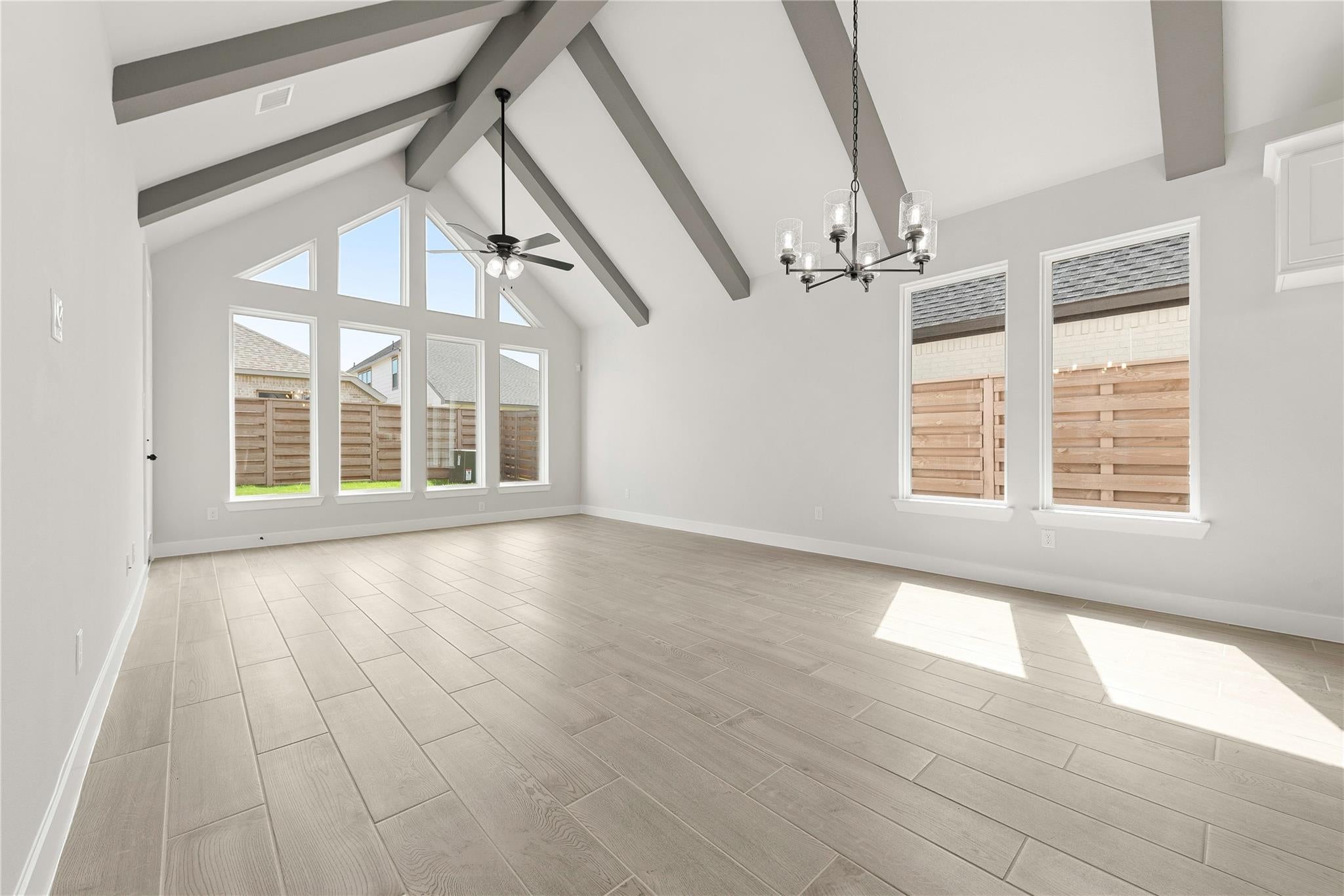 4647 Hydra Lane