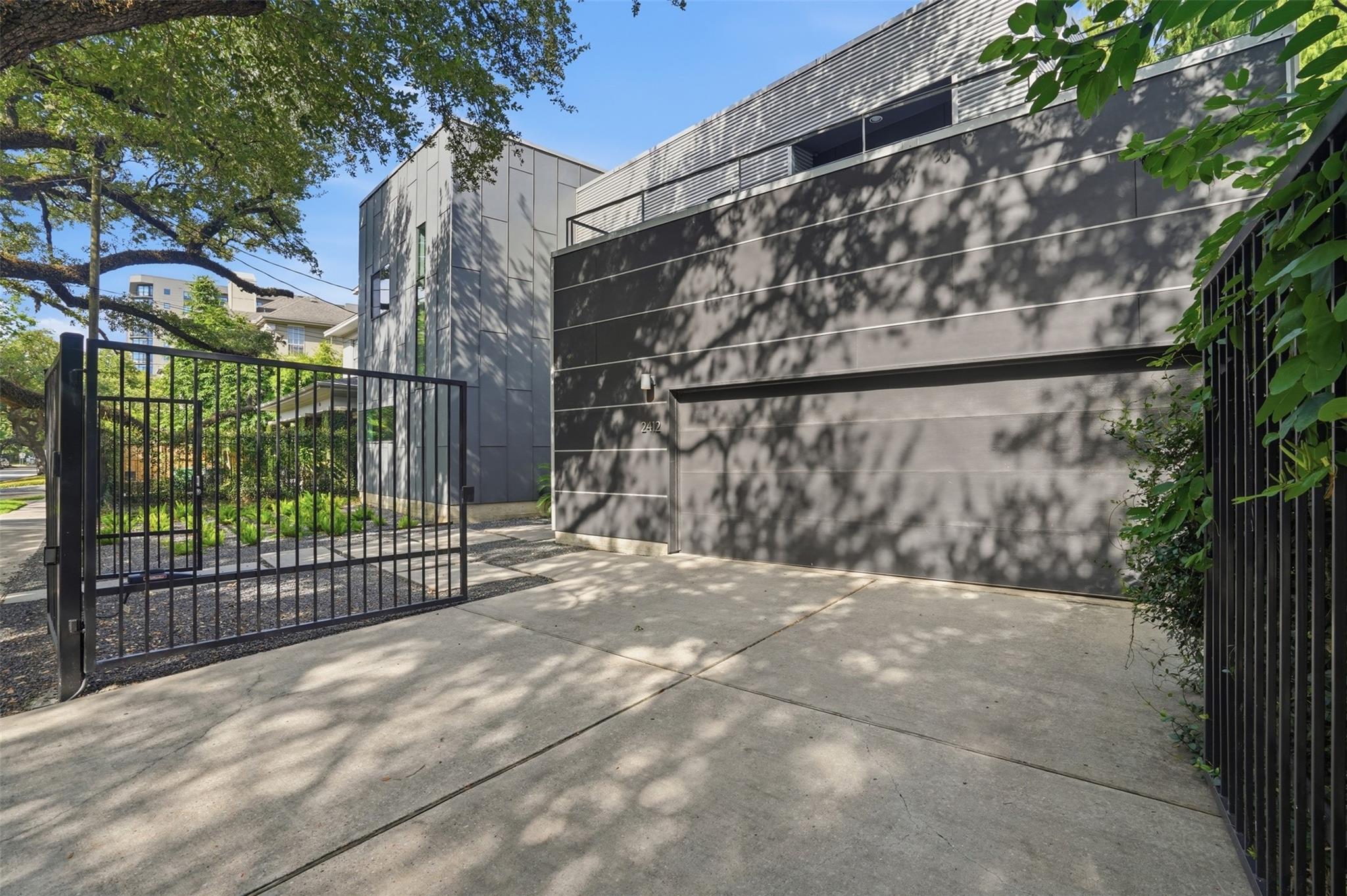 2412 Helena Street