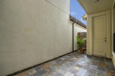 Tiny photo for 2050 Palm Forest Lane, Houston, TX 77077 (MLS # 63417315)