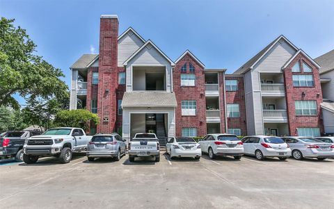 Photo of 1330 Old Spanish Trail #8304, Houston, TX 77054 (MLS # 1068733) Photo of 1330 Old Spanish Trail #8304, Houston, TX 77054 (MLS # 1068733)