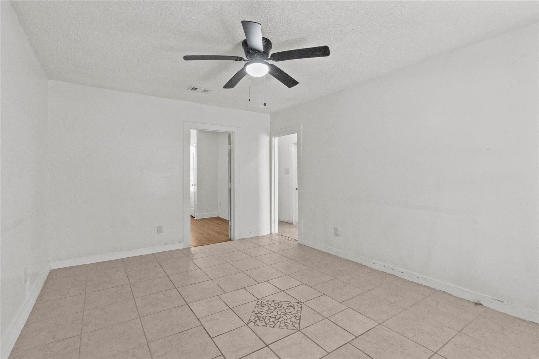 317-319 E B Street