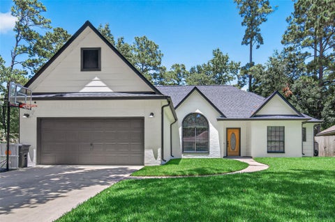 Photo of 12430 Longfellow Drive, Montgomery, TX 77356 (MLS # 10904059)