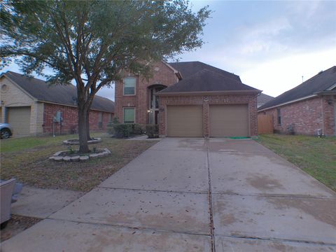 Photo of 20207 Emerald Cliff Lane, Richmond, TX 77407 (MLS # 40161474)