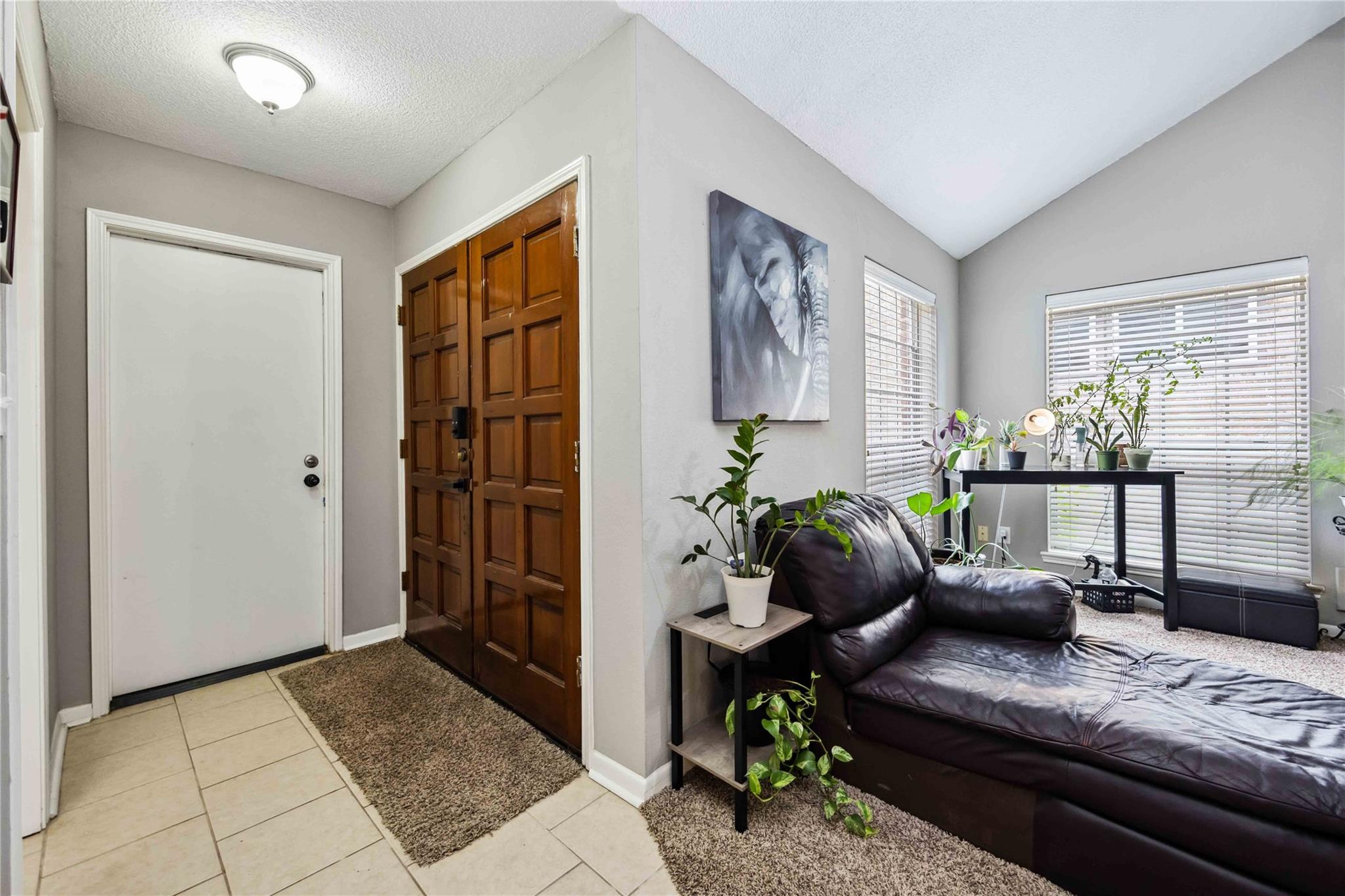 805 Chateau Place