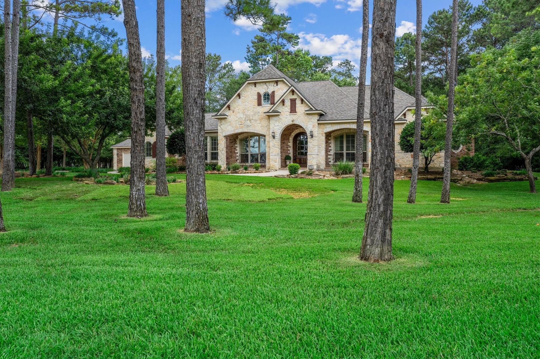 28523 Wild Oaks