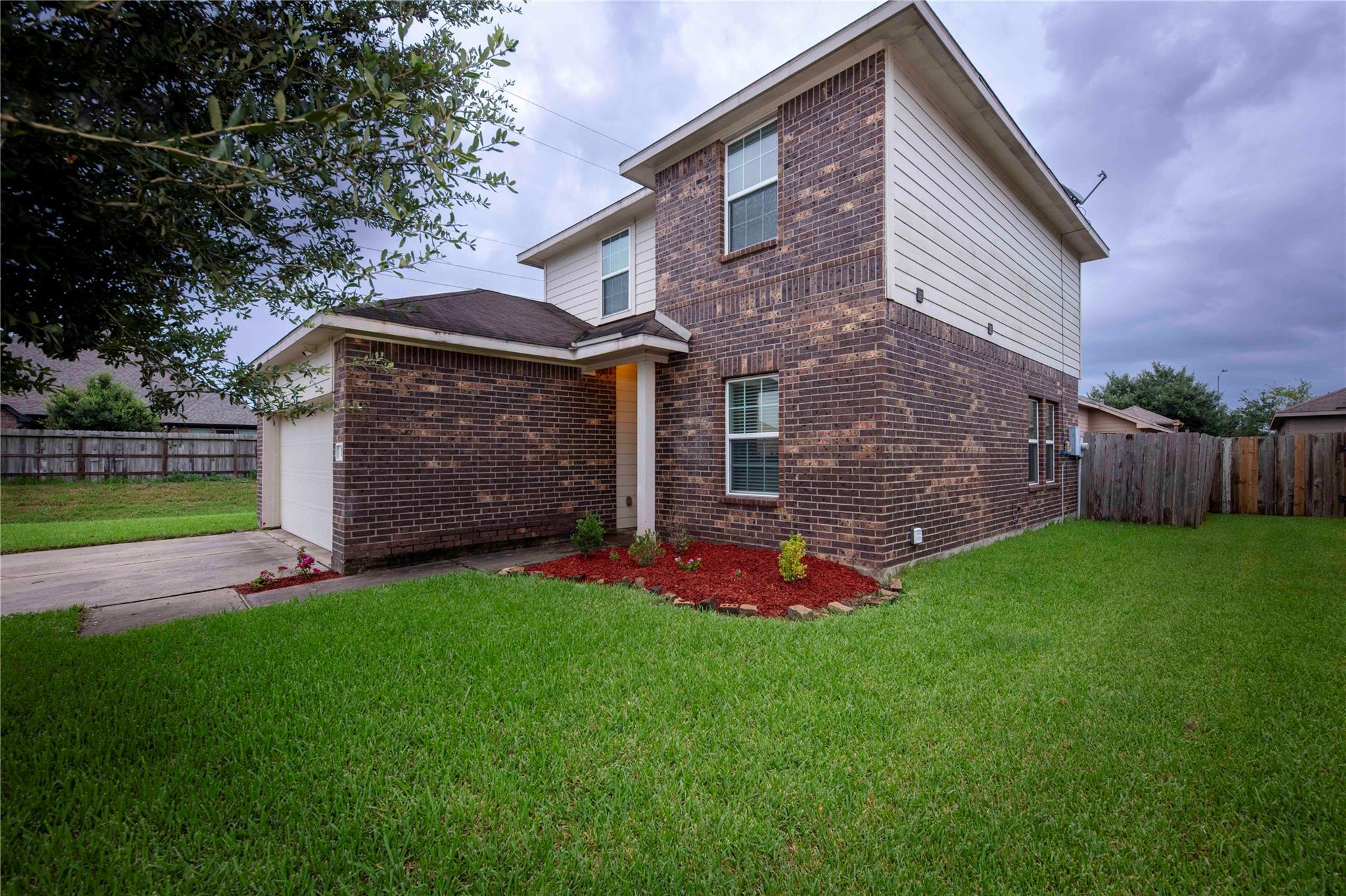 1 Garden Springs Court