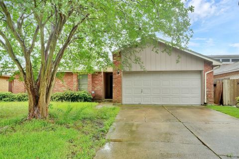 Photo of 14830 Keelby, Houston, TX 77015 (MLS # 97878137)