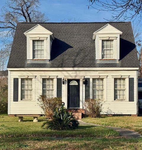 Apartment For Sale - 2320 Rusk Street<br/> Jefferson County, Beaumont, TX 77702