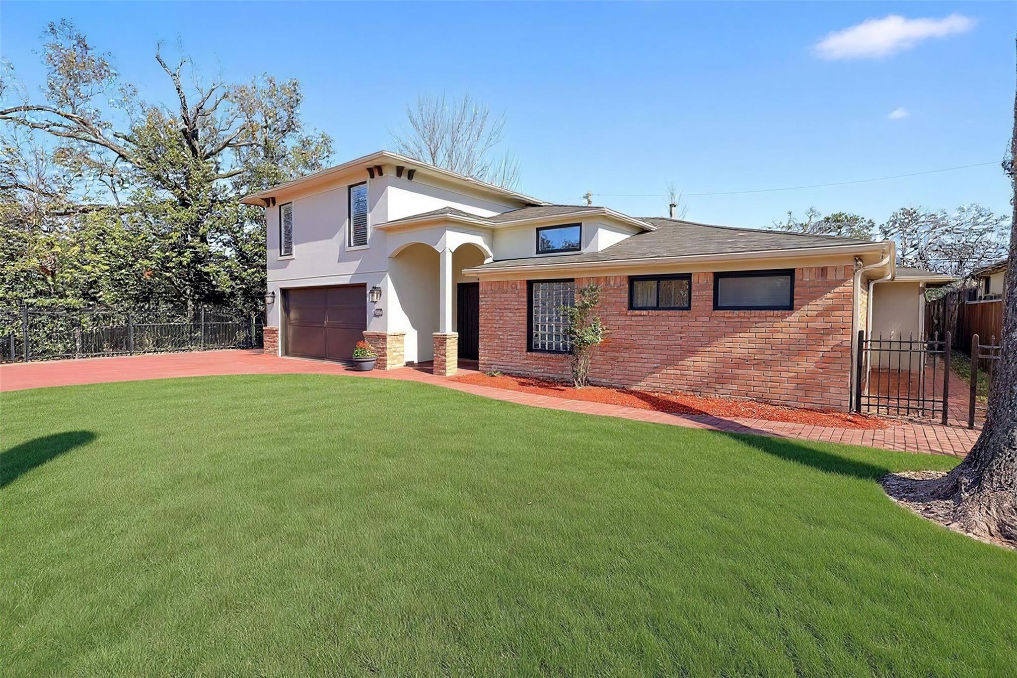 1514 Jacquelyn Drive