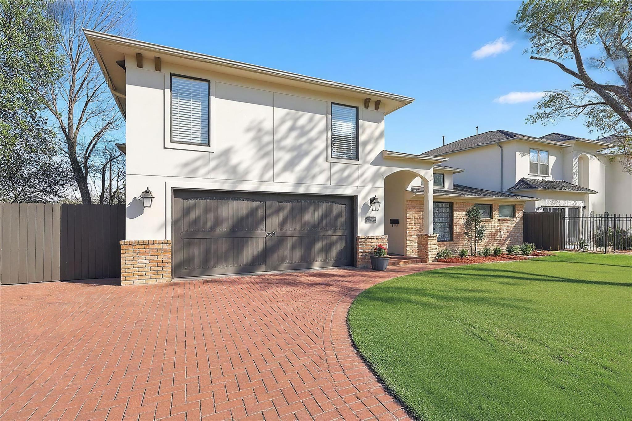 1514 Jacquelyn Drive