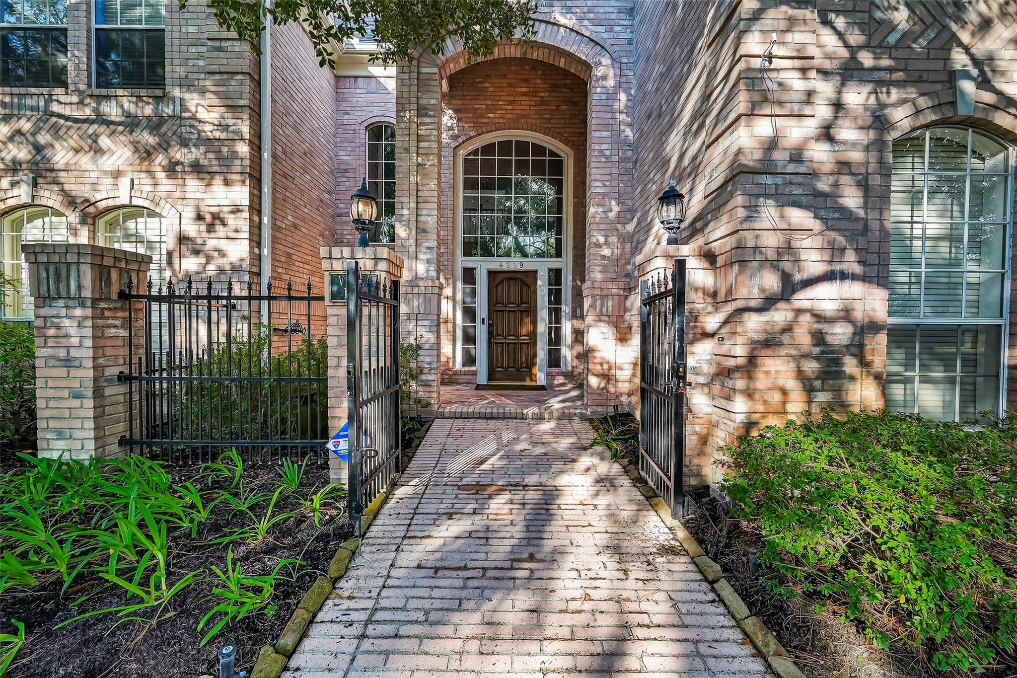 4219 Perdido Bay Drive