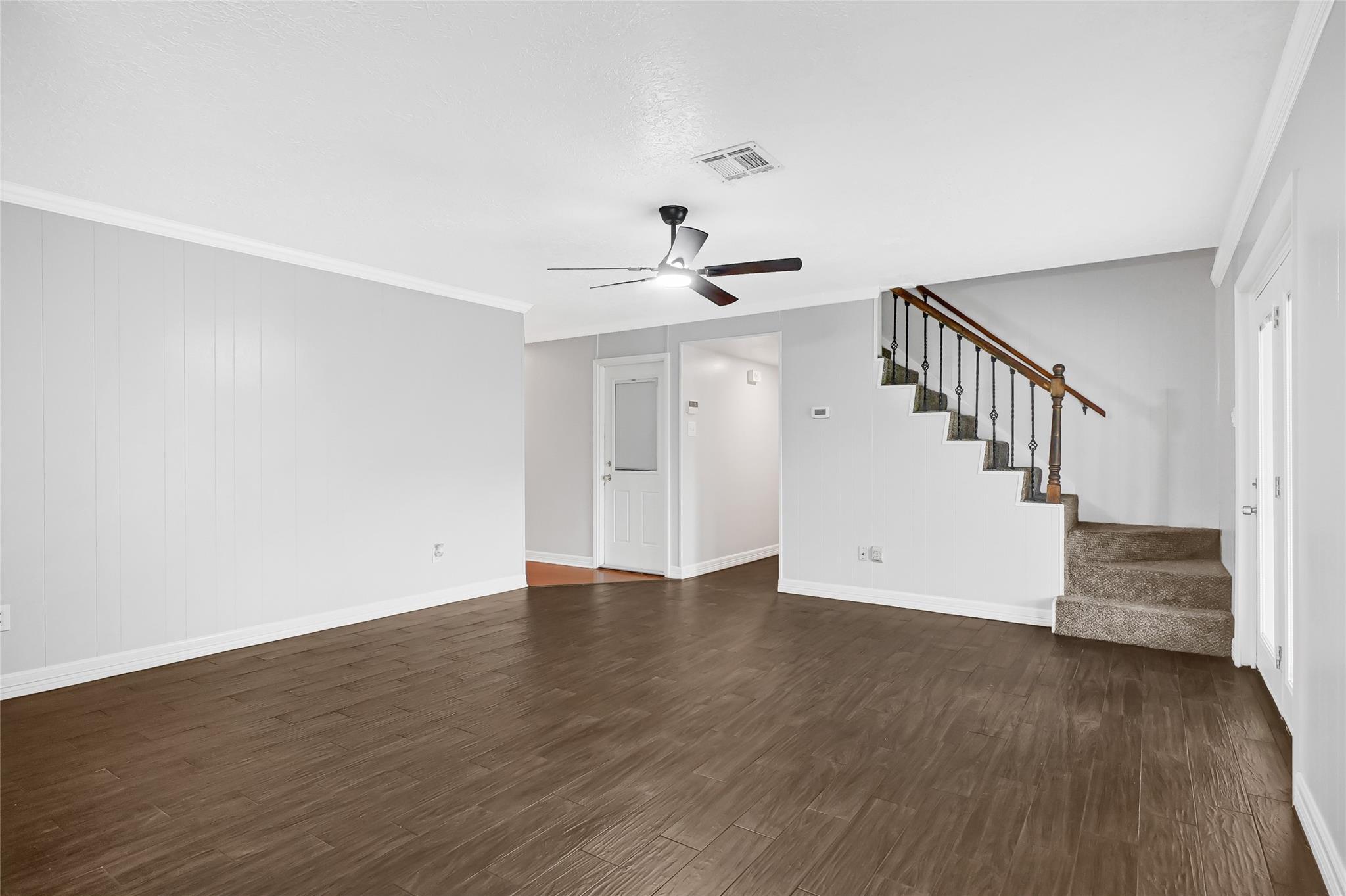 2107 N Rayburn Court