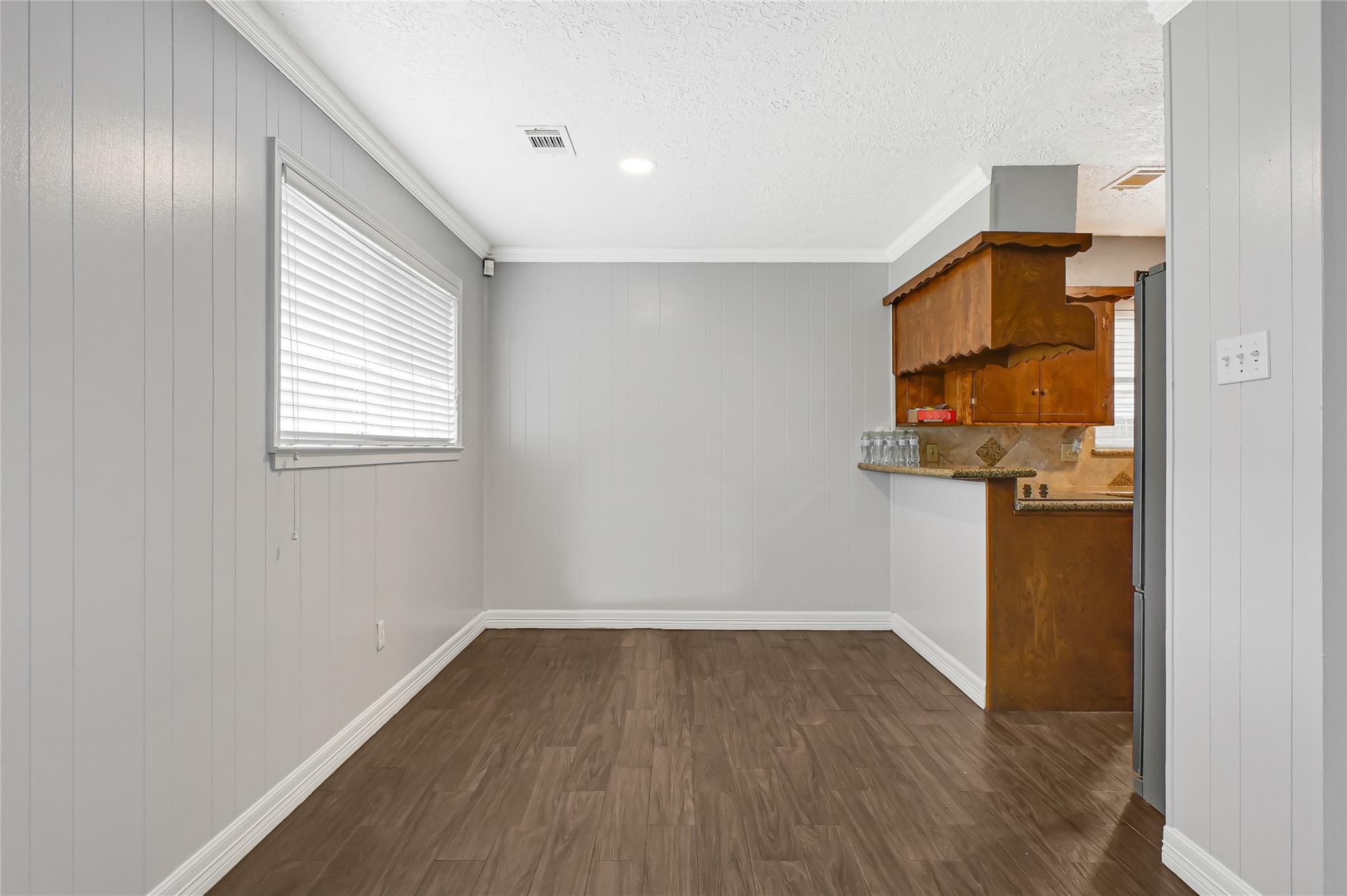 2107 N Rayburn Court