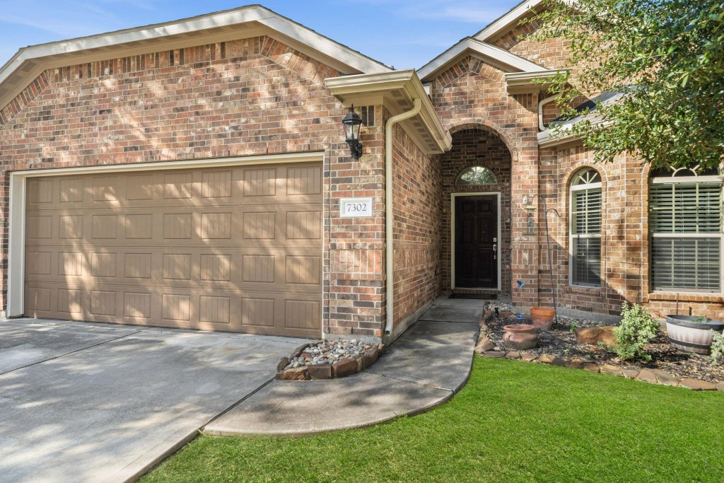 Photo of 7302 Durango Creek Drive, Magnolia, TX 77354 (MLS # 95260677)