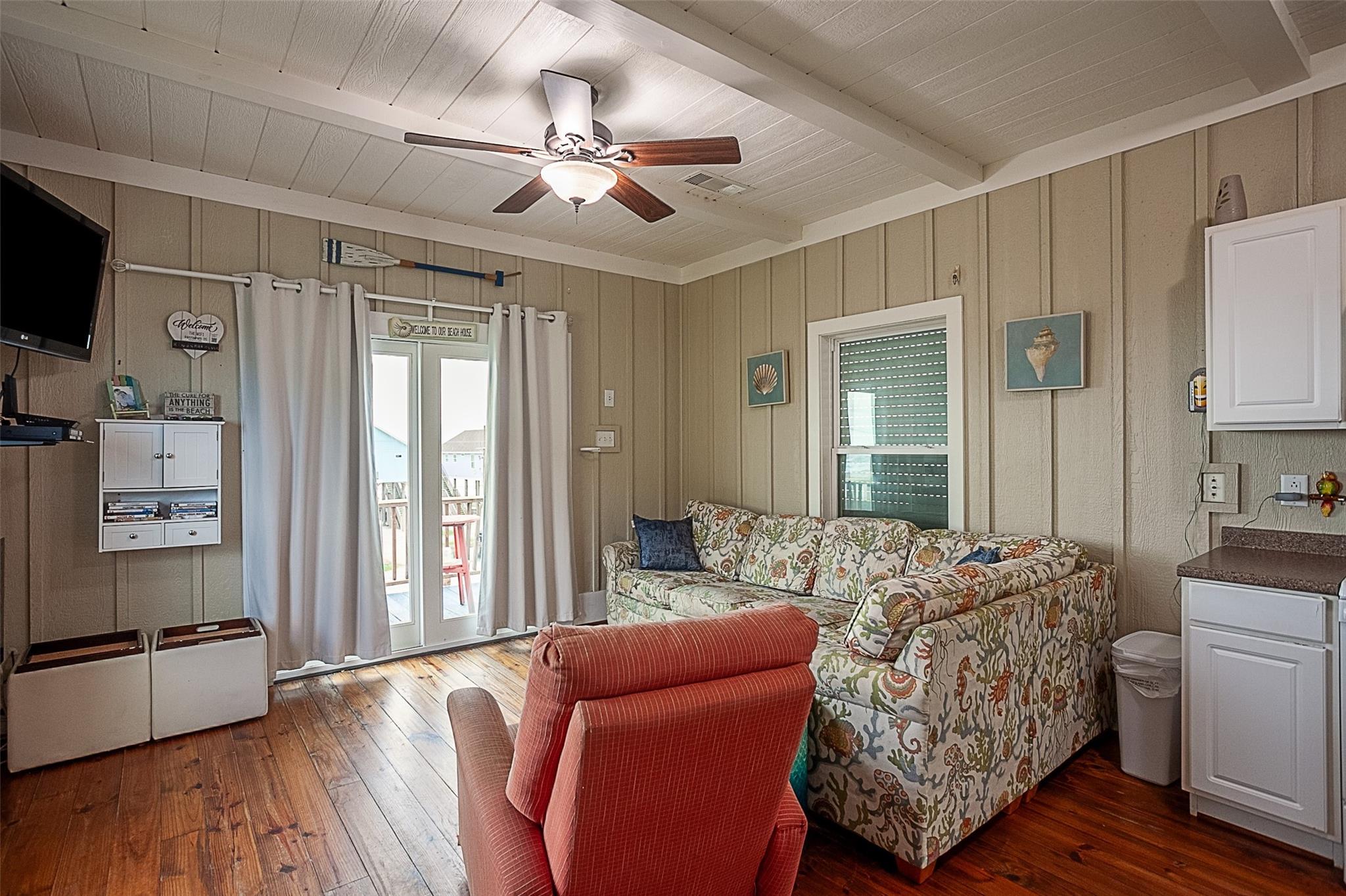 2433 Audubon Avenue