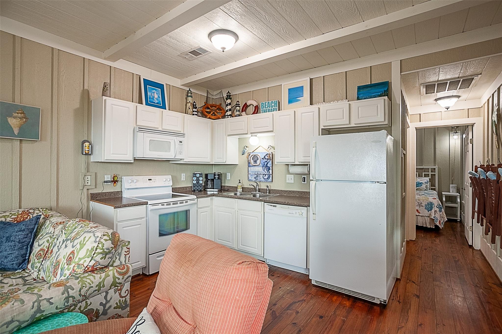 2433 Audubon Avenue