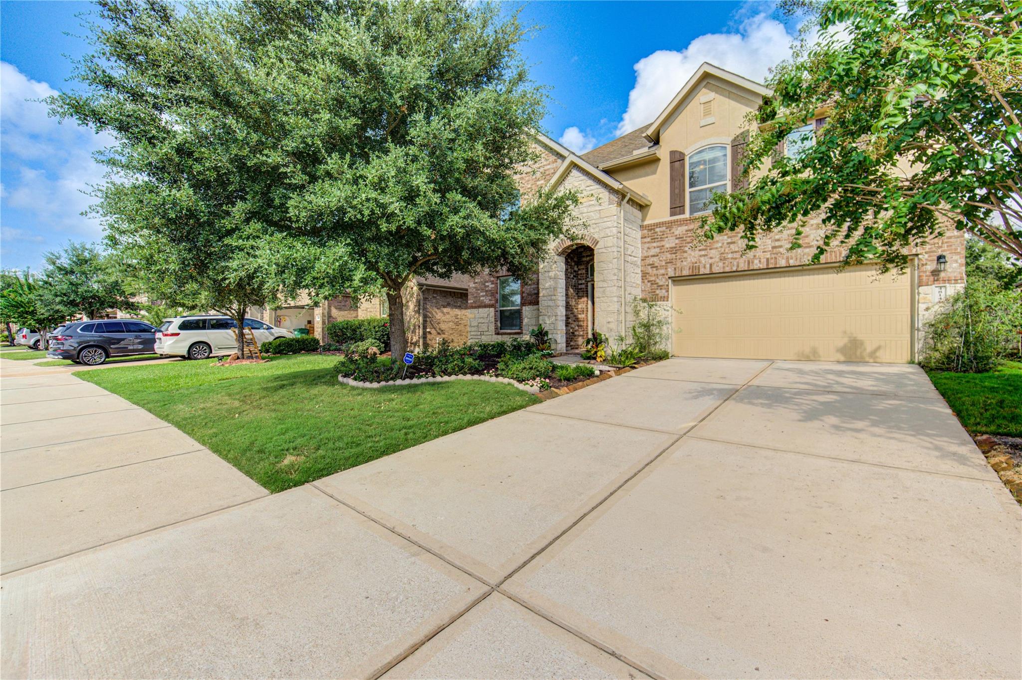 4814 Oak Rambling Drive