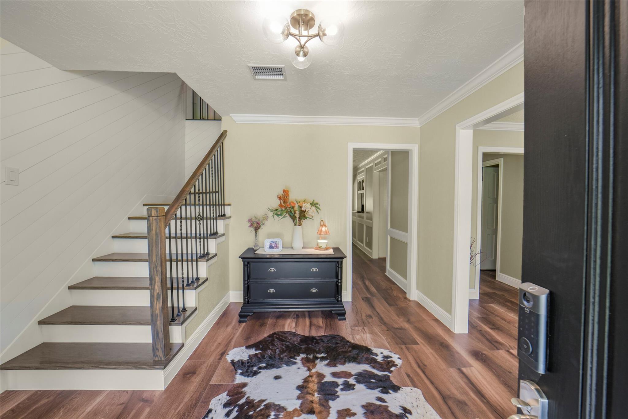 414 Bauxhall Court