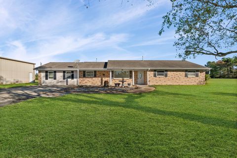 Photo of 1311 Oak Street, Anahuac, TX 77514 (MLS # 93014343)