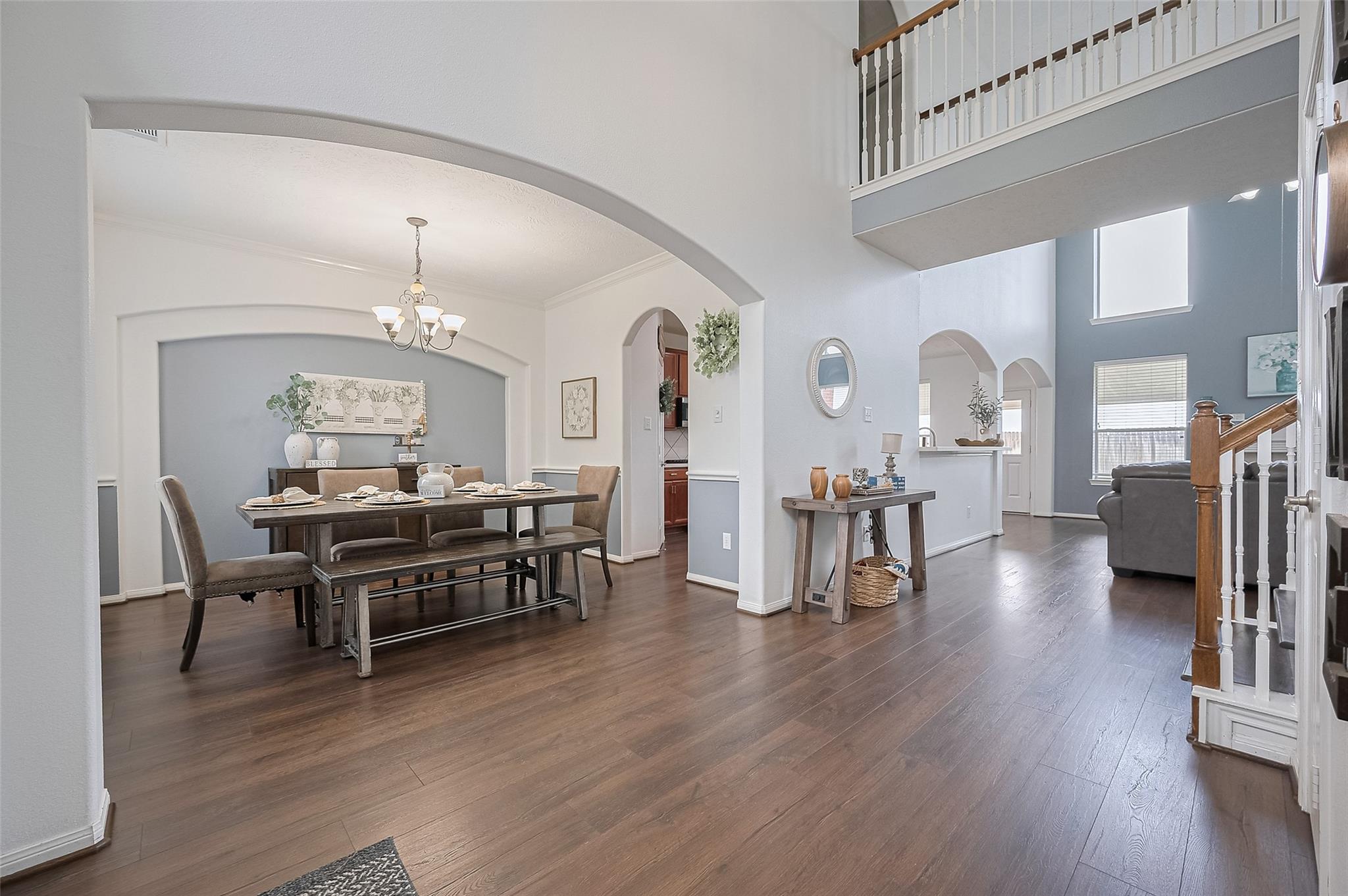 21506 Avalon Queen Drive