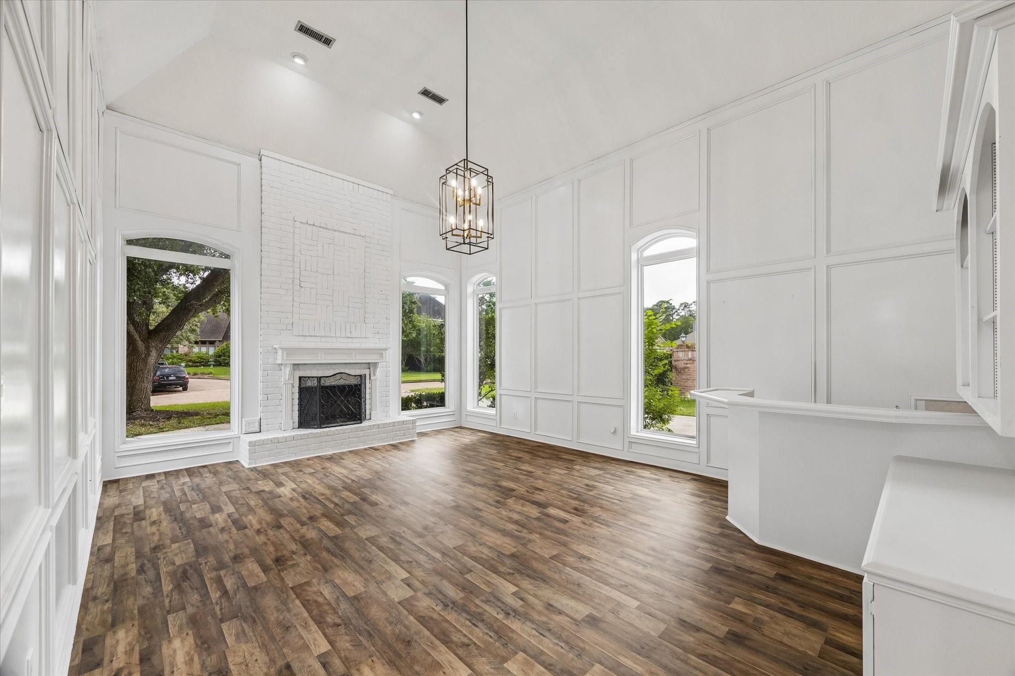 17902 Fernbluff Drive