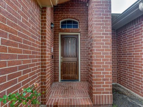 Photo of 12514 Aubreywood Lane, Houston, TX 77070 (MLS # 28172480)