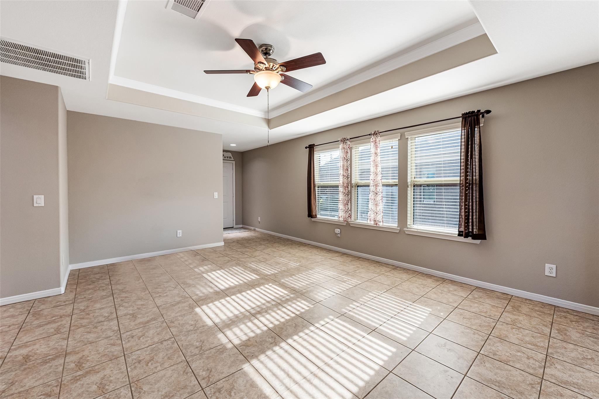 614 Shoreside Drive