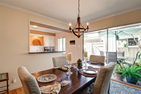 Photo of 6332 Chevy Chase Drive #16, Houston, TX 77057 (MLS # 61962723)