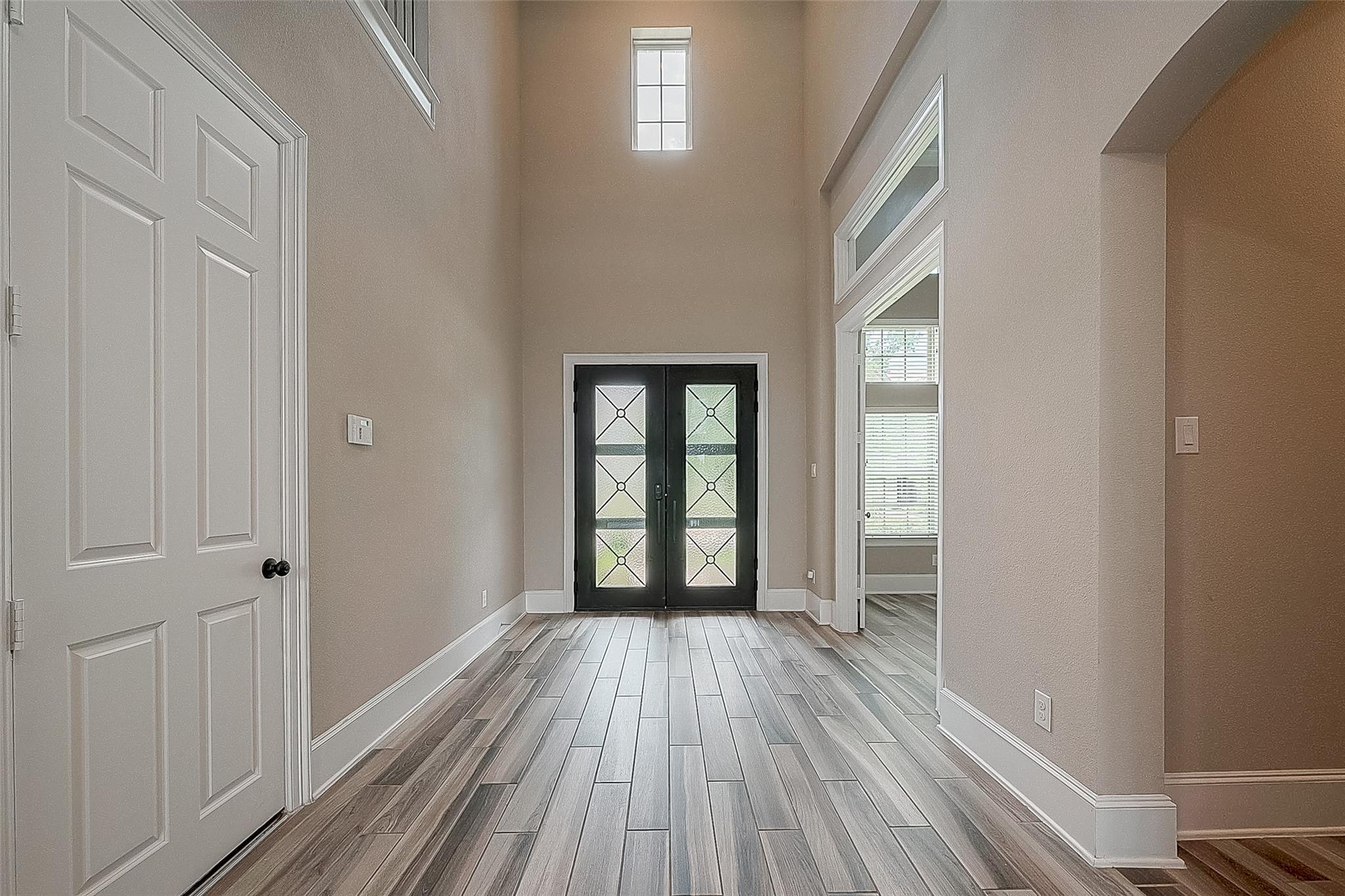 115 N Winter Sunrise Circle